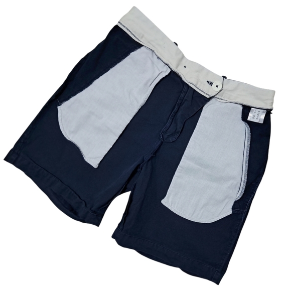 Lacoste Classic Navy Chino Shorts Size 26 - Picture 9 of 14